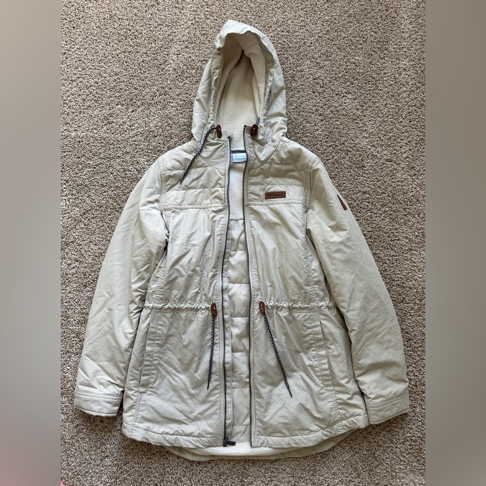 New Medium Columbia Coat💛